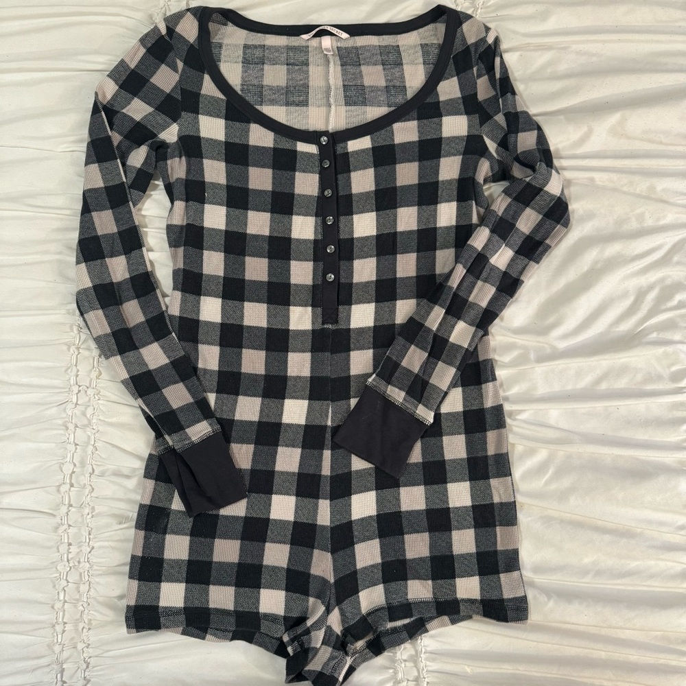 Victoria Secret Plaid Henley Shorts Set